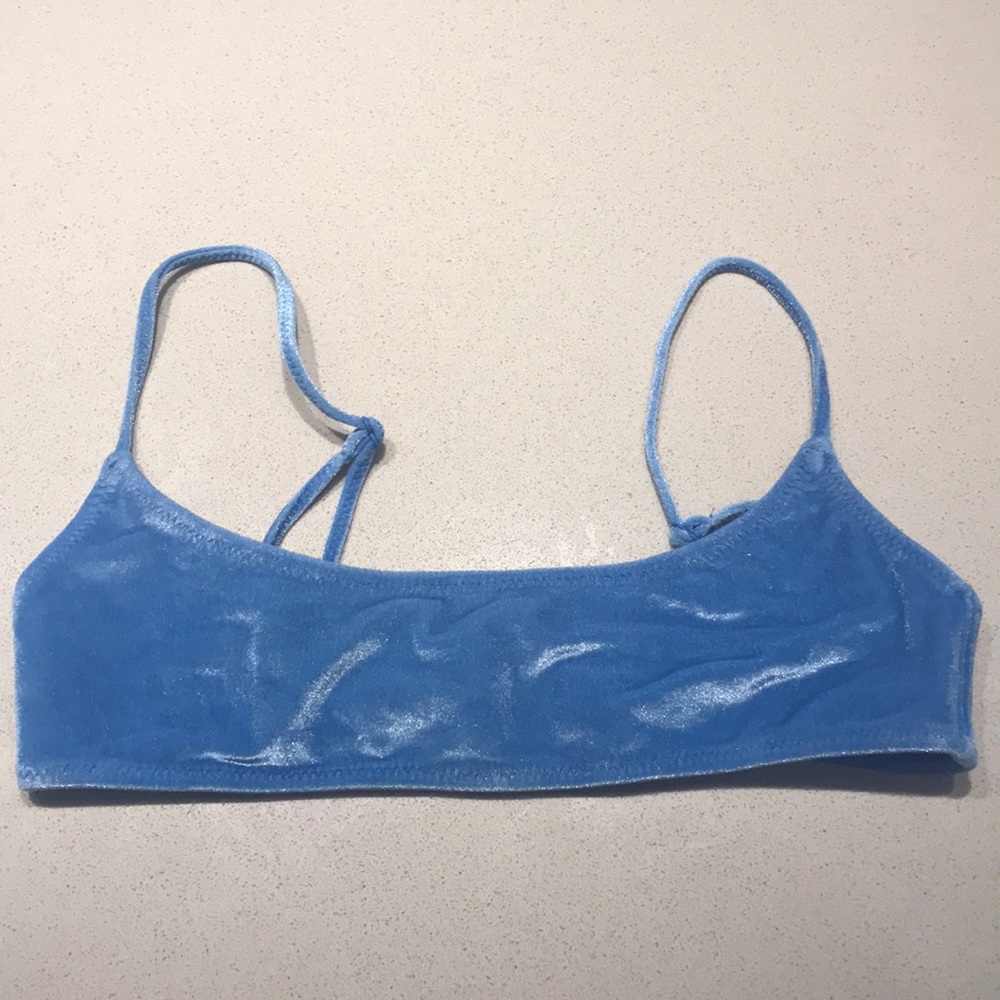 Triangl velvet bikini top !